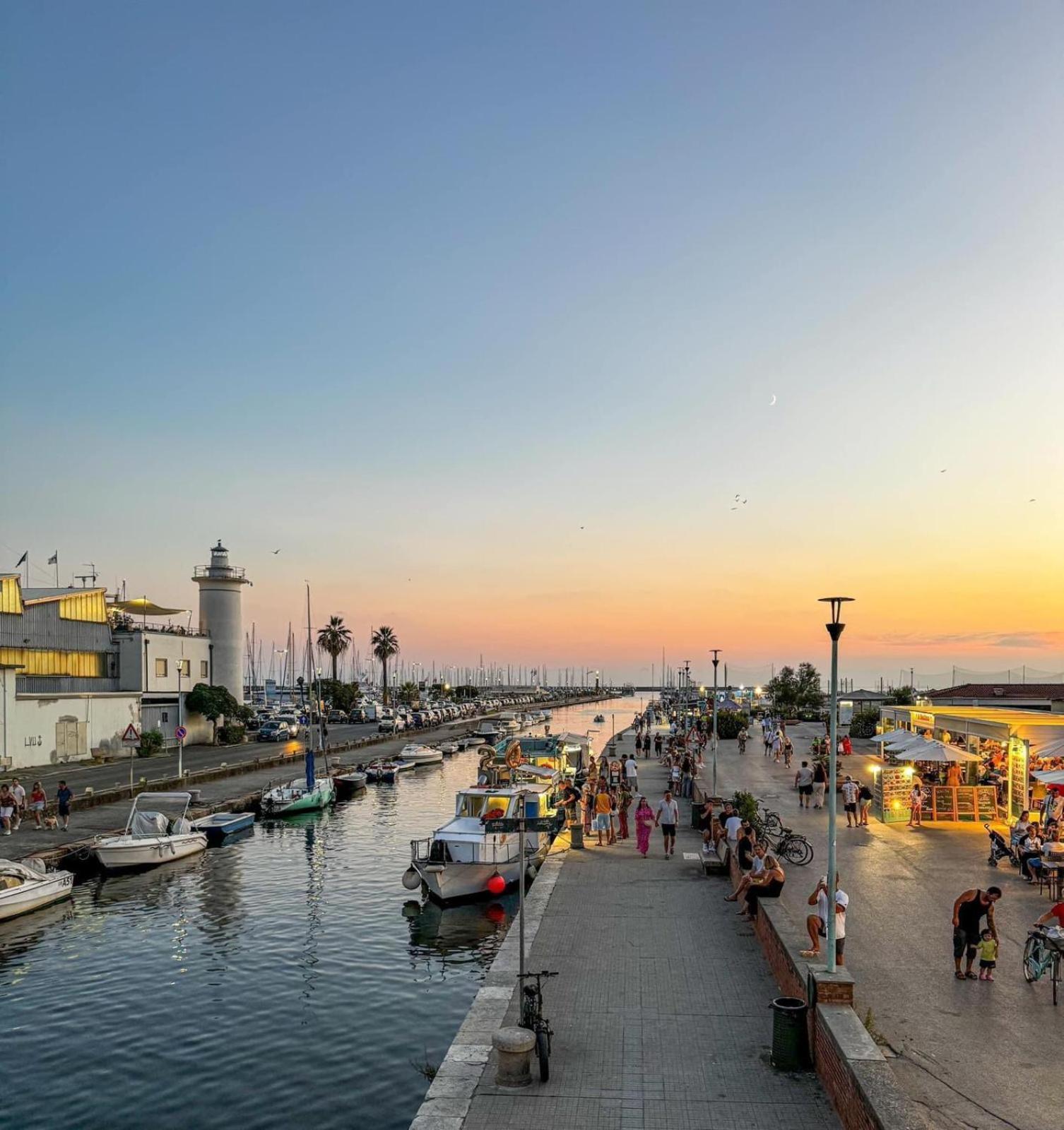 Appartamento Orizzonte Viareggio Buitenkant foto